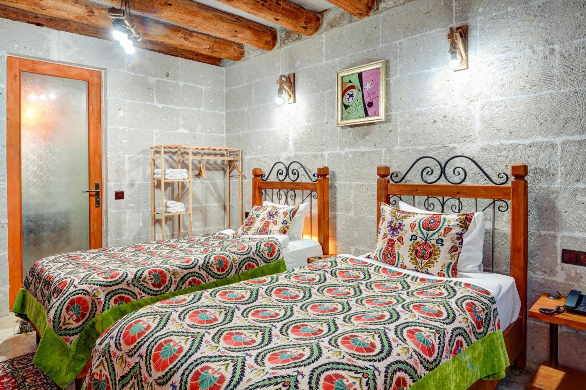아바노스 Atax Cave House B&B 외부 사진